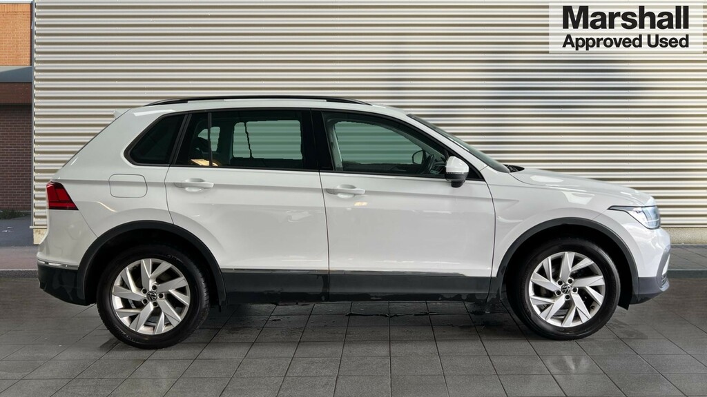 Volkswagen Tiguan Tiguan 1.5 Tsi 150 Life Dsg FT73LMJ White #2