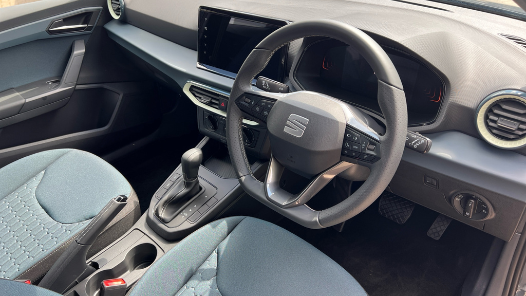 Seat Ibiza Ibiza 1.0 Tsi 115 Se Technology Dsg KR26FMV Grey #6