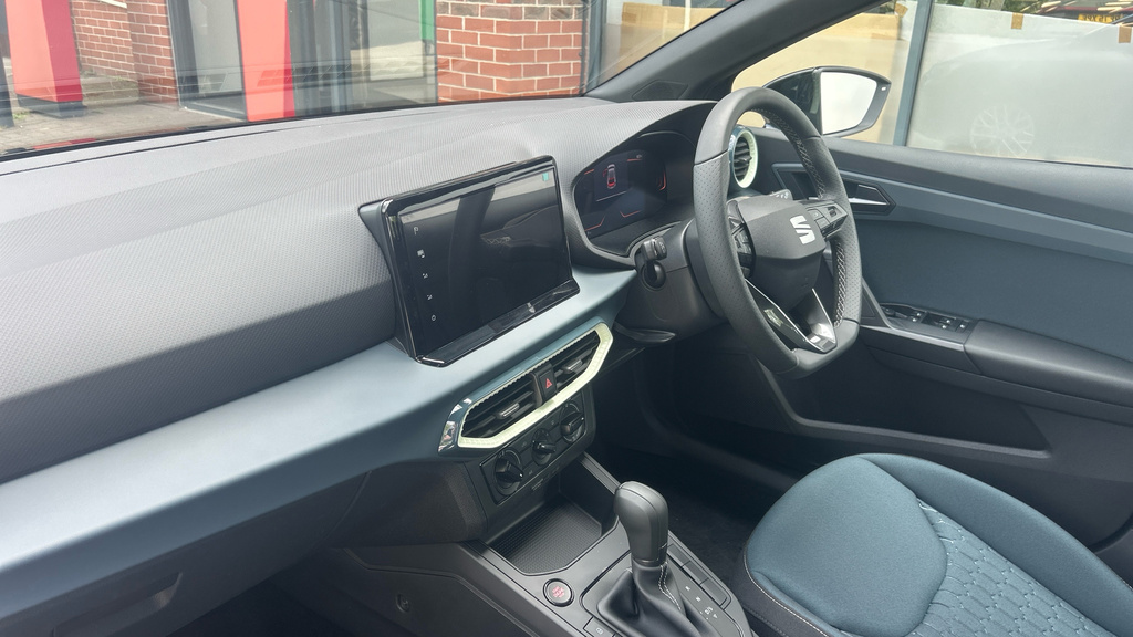 Seat Ibiza Ibiza 1.0 Tsi 115 Se Technology Dsg KP26FJN Black #2