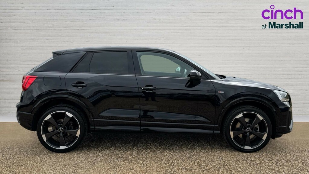 Audi Q2 Q2 35 Tfsi Black Edition S Tronic AO23WUT Black #2