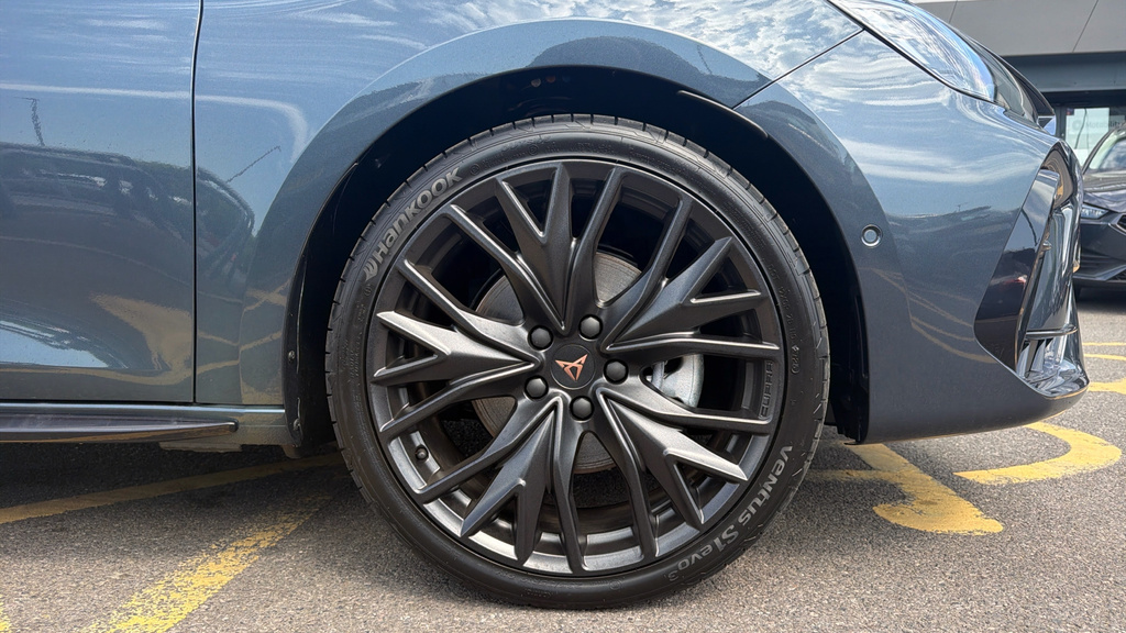 Cupra Leon Leon 1.5 Ehybrid 204 Shadow Edition Dsg Estate OY26HOH Grey #5
