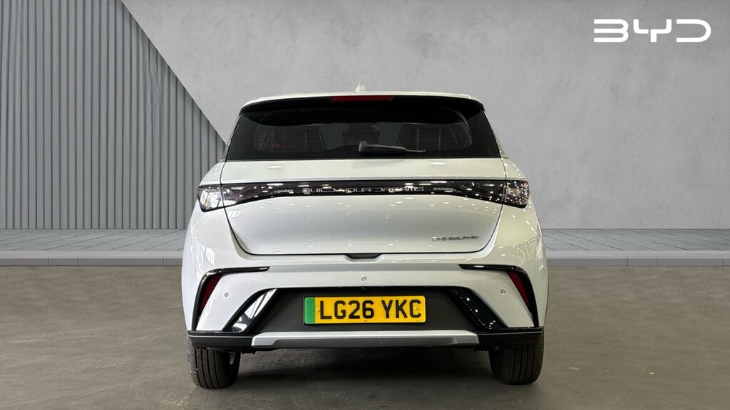 Byd Dolphin Dolphin 70Kw Active 44.9Kwh LG26YKC White #4
