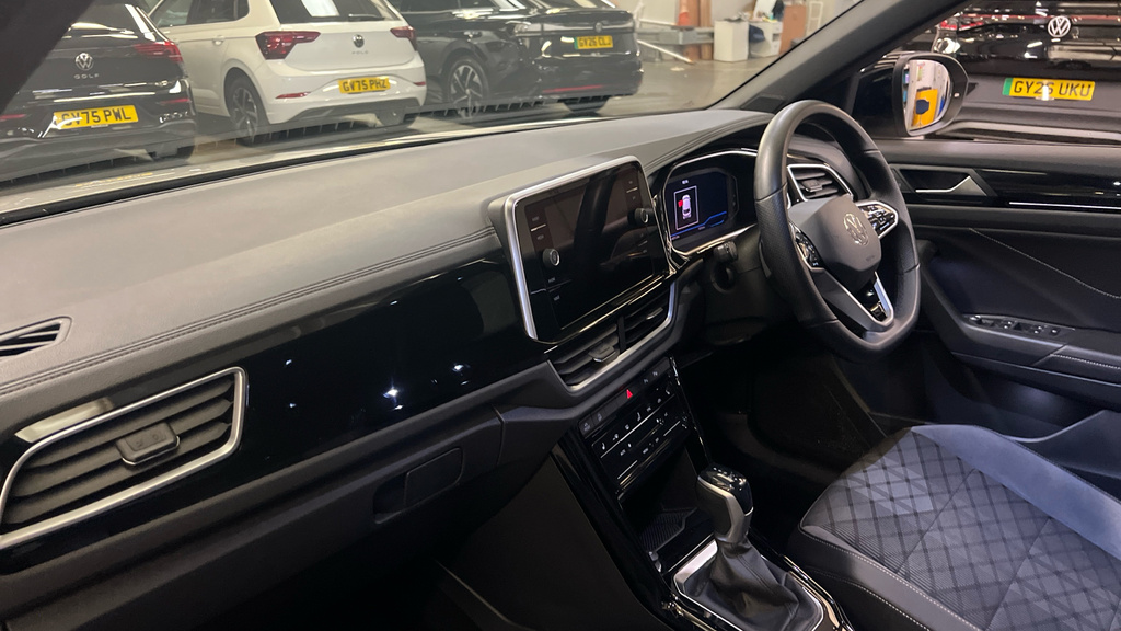 Volkswagen T-Roc T-roc 1.5 Tsi R-line Dsg VO23WYJ Black #2