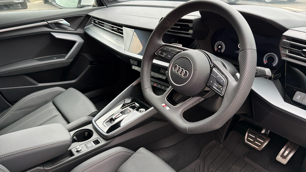 Audi A3 A3 1.5 Tfsi 150 S Line S Tronic GF75LFA White #6