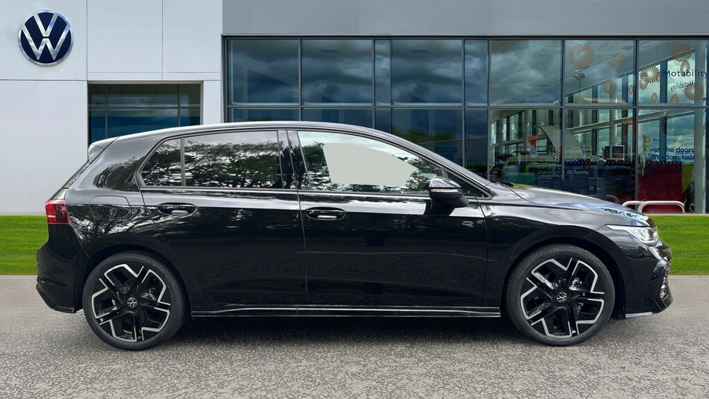 Volkswagen Golf Golf Hatch R-line 1.5 Etsi 150 Ps 7-Speed Dsg 5 Do Black #4
