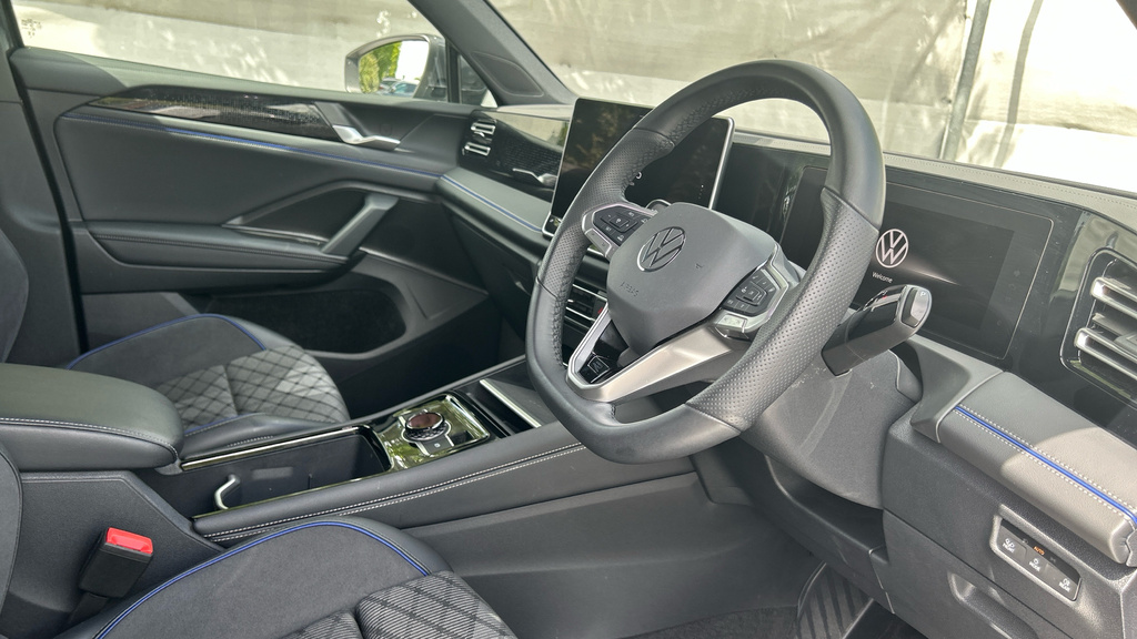 Volkswagen Tiguan Tiguan 1.5 Etsi 150 R-line Dsg KR75FGF Grey #5