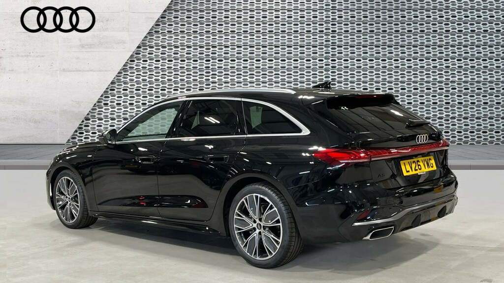 Audi A5 Audi A5 Avant S Line Tfsi 150 Ps S Tronic LV26VWG Black #3