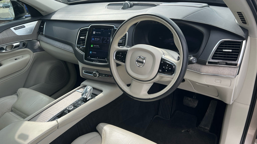 Volvo XC90 Xc90 2.0 B5p Ultimate Dark Awd Geartronic AD72UOU Gold #4