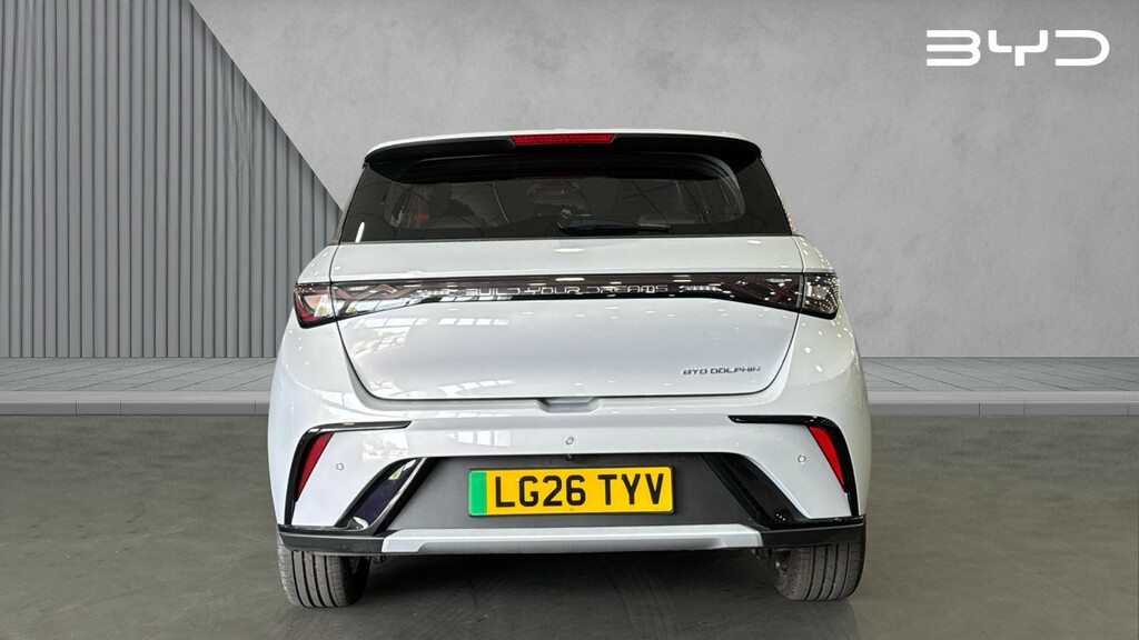 Byd Dolphin Dolphin 130Kw Boost 44.9Kwh LG26TYV White #4