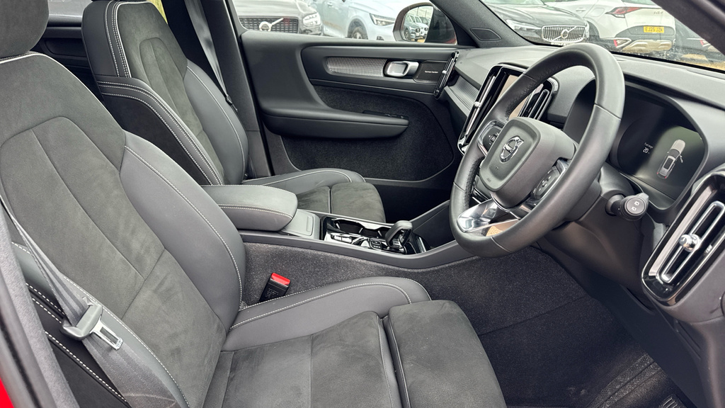 Volvo XC40 Xc40 2.0 B4p Ultimate Dark WD72AEY Red #6