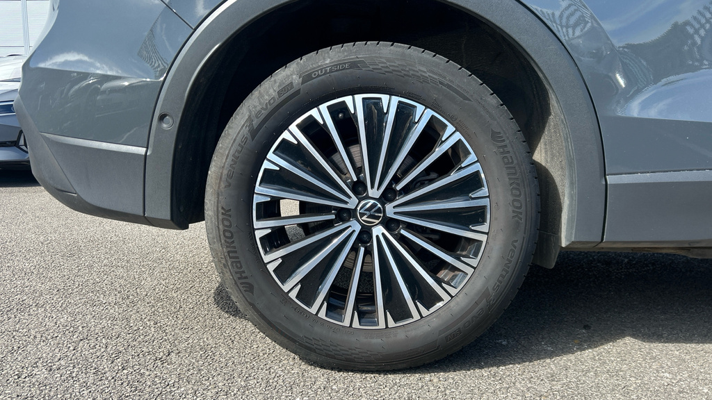 Volkswagen Tiguan Tiguan 1.5 Etsi Match Dsg LO25NTM Grey #5