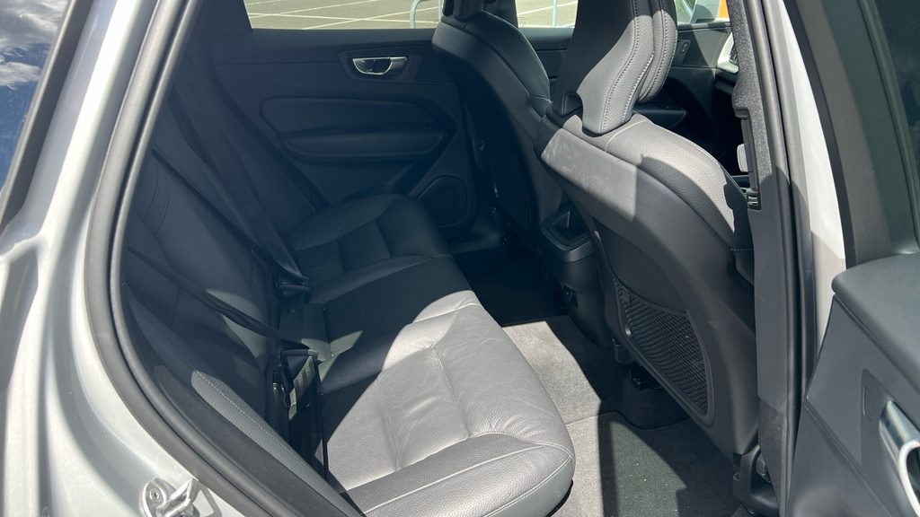 Volvo XC60 Xc60 2.0 B5p Core Awd Geartronic RV74FVR Silver #6