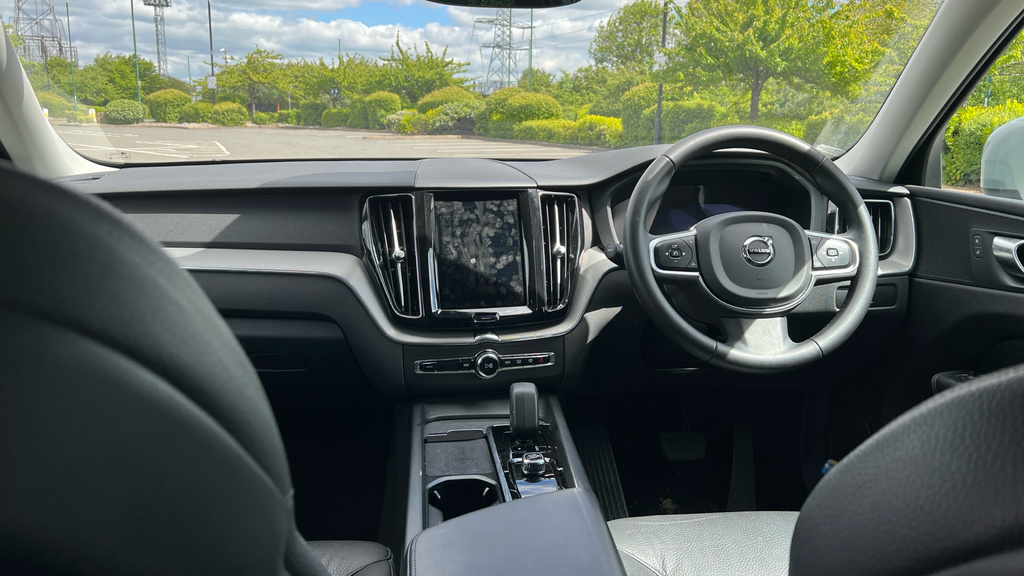 Volvo XC60 Xc60 2.0 B5p Core Awd Geartronic RV74FVR Silver #5