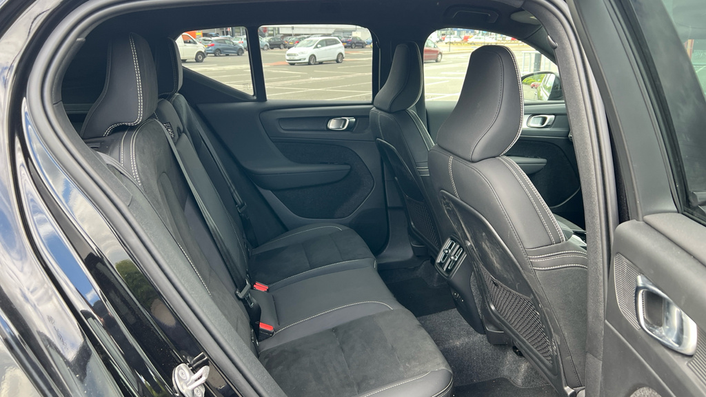 Volvo XC40 Xc40 2.0 B4p Plus Black Edition WF75DVW Black #6