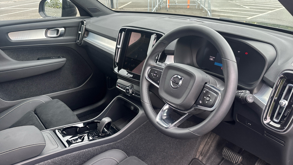 Volvo XC40 Xc40 2.0 B4p Plus Black Edition RO75LWE Black #4