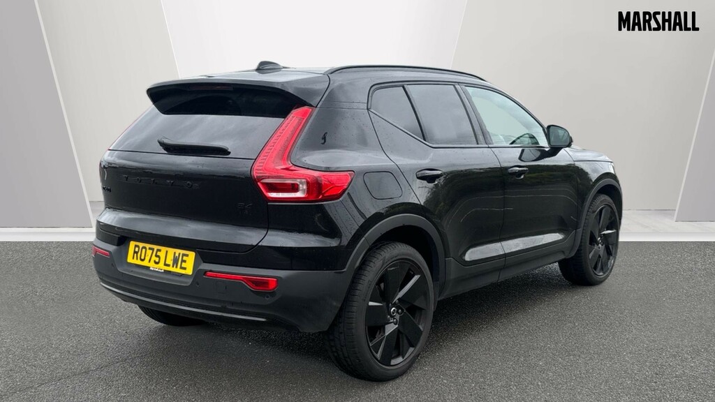 Volvo XC40 Xc40 2.0 B4p Plus Black Edition RO75LWE Black #2