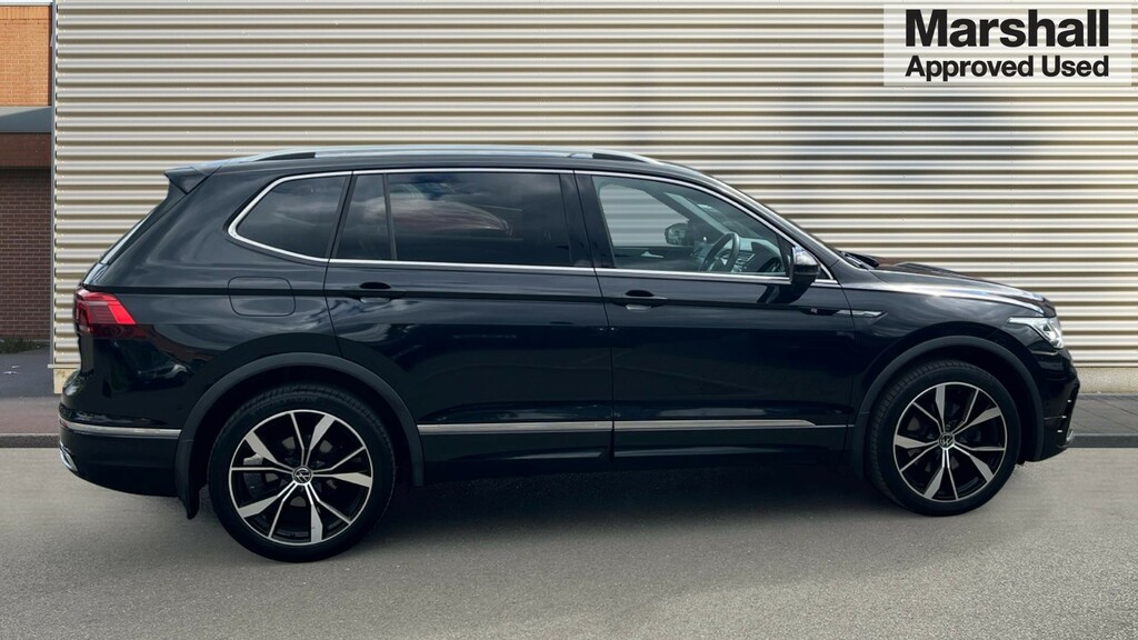 Volkswagen Tiguan Allspace Tiguan Allspace 2.0 Tdi 200 4Motion R-line Dsg Black #2