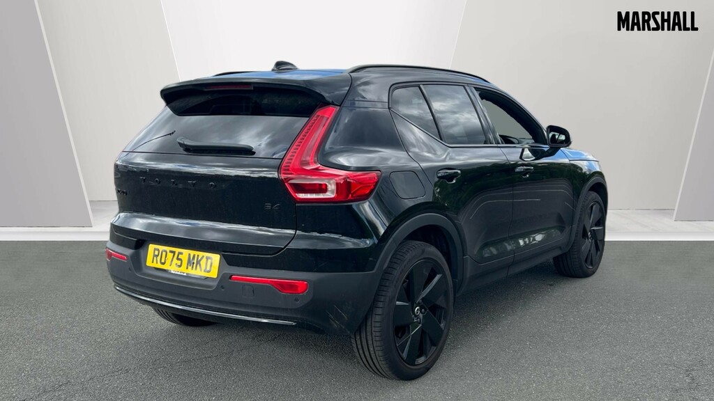 Volvo XC40 Xc40 2.0 B4p Plus Black Edition RO75MKD Black #2
