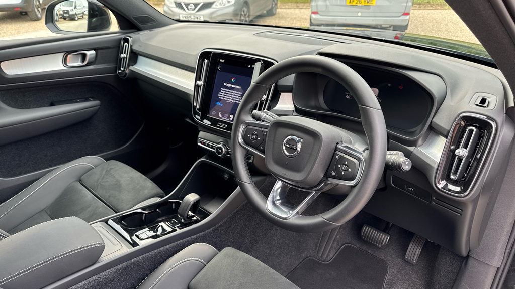 Volvo XC40 Xc40 2.0 B4p Plus Black Edition WD75DKF Black #4