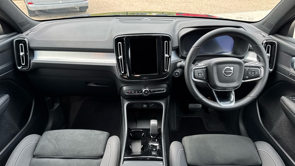Volvo XC40 Xc40 2.0 B4p Plus Black Edition WD75DKF Black #5