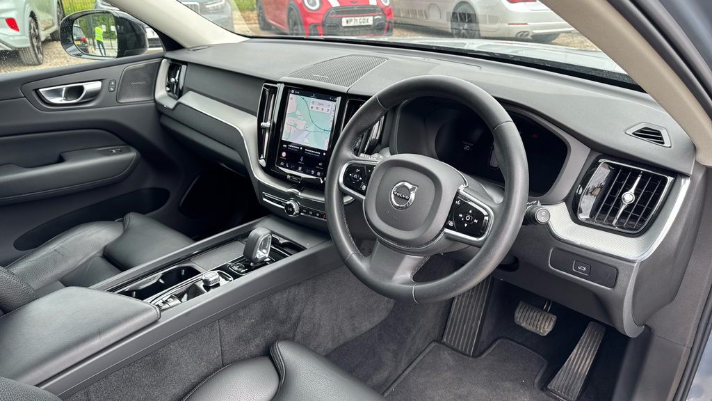 Volvo XC60 Xc60 2.0 B4p Plus Dark Geartronic HK72WUC Grey #4