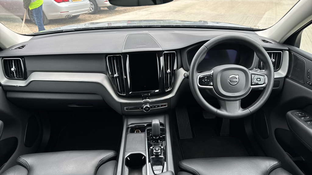 Volvo XC60 Xc60 2.0 B4p Plus Dark Geartronic HK72WUC Grey #5
