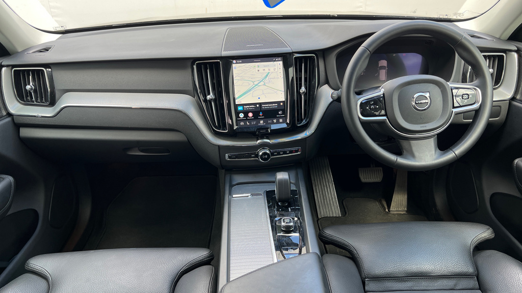 Volvo XC60 Xc60 2.0 B5p Plus Dark Awd Geartronic RV74FRL Black #5