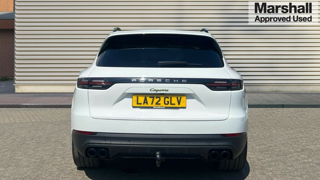 Porsche Cayenne Cayenne Estate Special Editions E-hybrid Platinum LA72GLV White #4