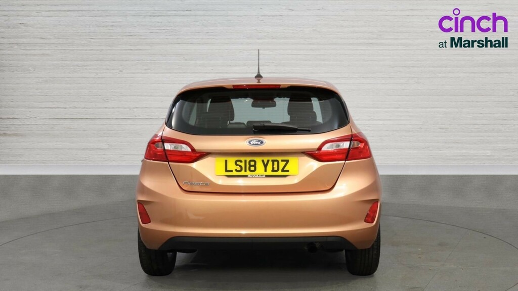 Ford Fiesta Fiesta 1.1 Zetec Bo Play LS18YDZ Gold #4