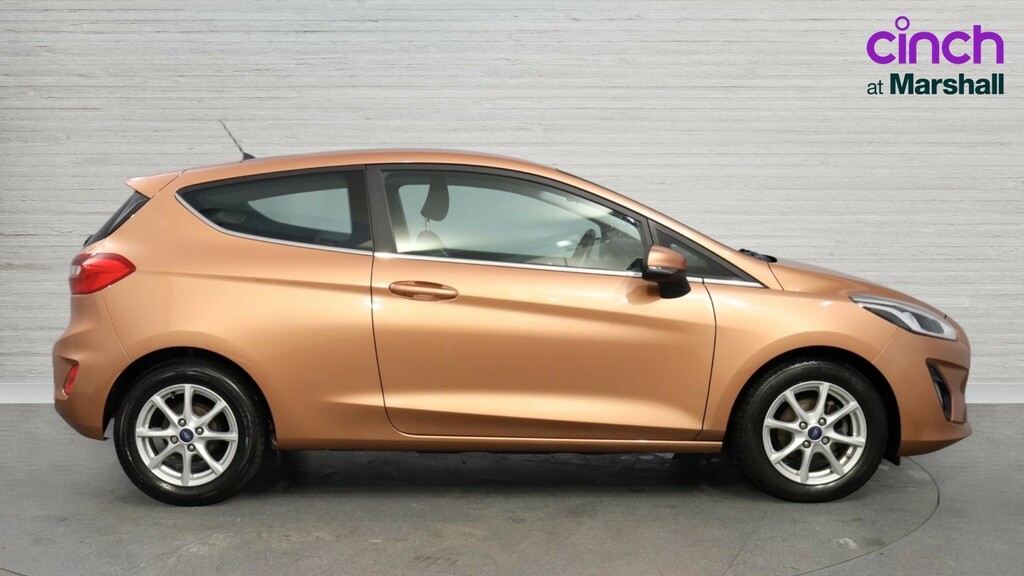 Ford Fiesta Fiesta 1.1 Zetec Bo Play LS18YDZ Gold #2