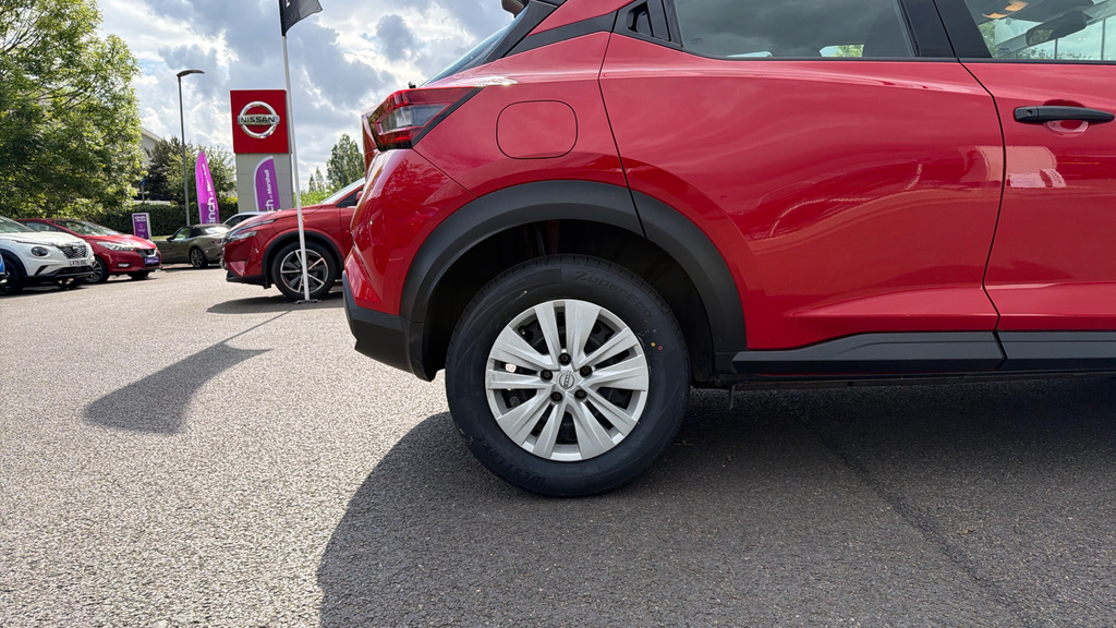 Nissan Juke Juke 1.0 Dig-t 114 Visia YL72CPU Red #4