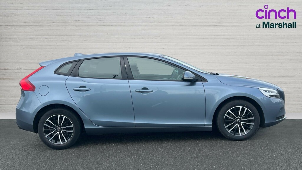 Volvo V40 V40 D2 122 Momentum Edition GL19ZYT Blue #2