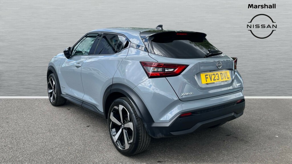 Nissan Juke Juke 1.6 Hybrid Tekna FV23DVL Grey #2