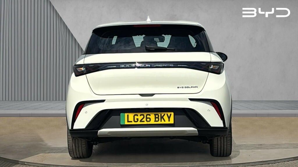Byd Dolphin Dolphin 130Kw Boost 44.9Kwh LG26BKY White #4
