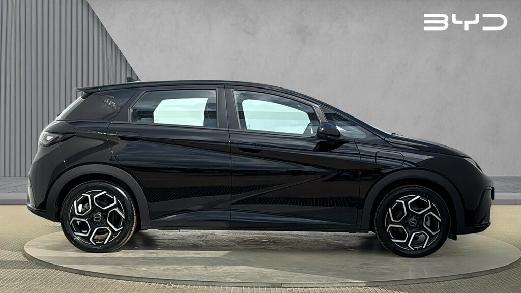 Byd Dolphin Dolphin 130Kw Boost 44.9Kwh LG26TZR Black #2