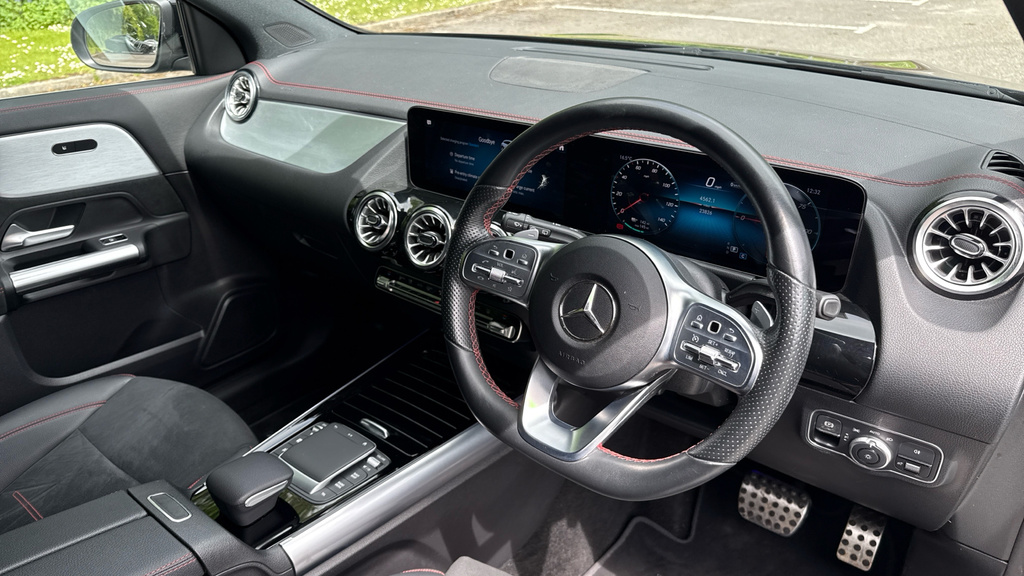 Mercedes-Benz EQA Eqa 350 4Matic 215Kw Amg Line 66.5Kwh GY71TZW Black #3