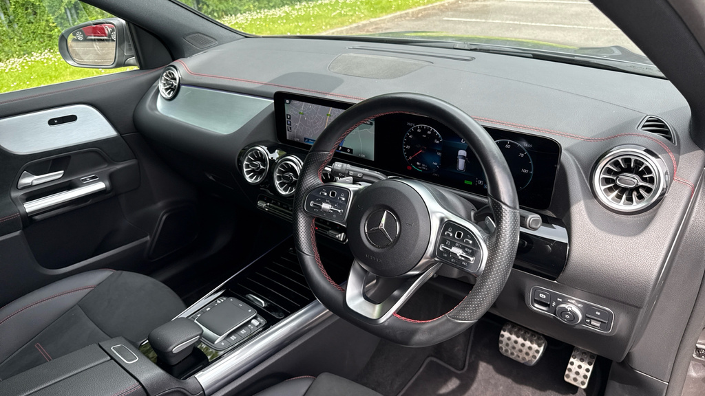 Mercedes-Benz EQA Eqa 350 4Matic 215Kw Amg Line 66.5Kwh MM71UBP Grey #3
