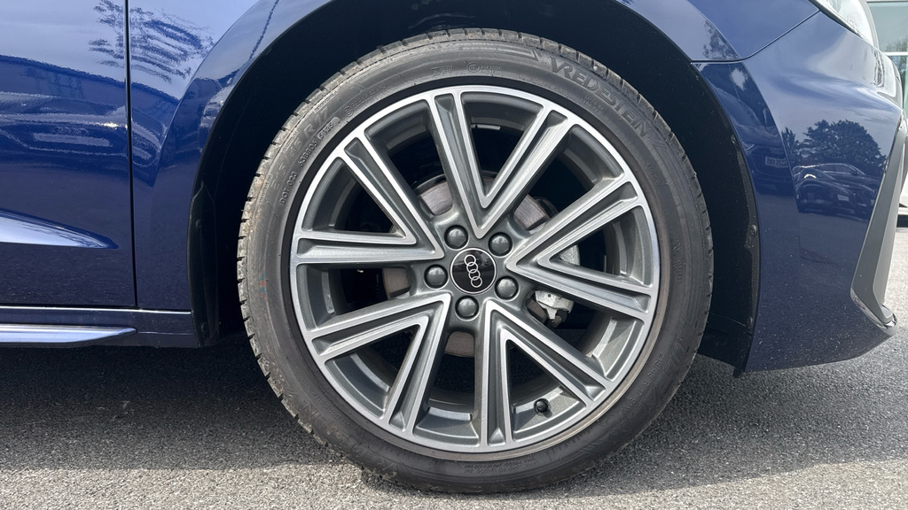 Audi A1 Audi A1 Sportback 25 Tfsi Sport S Tronic Tech WG26LKL Blue #5