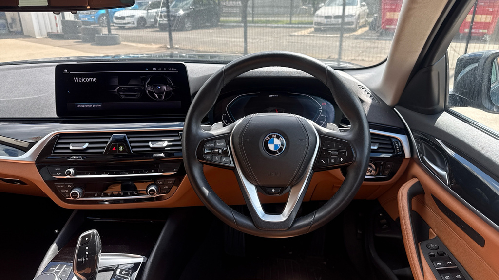 BMW 5 Series 5 Series 530E Se YK23VDS Black #5