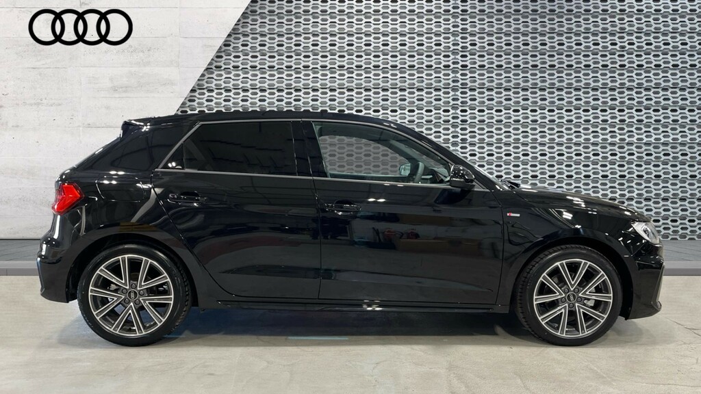 Audi A1 Audi A1 Sportback S Line 35 Tfsi 150 Ps S Tronic LV26TFZ Black #4
