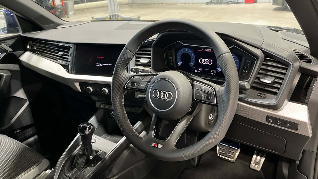 Audi A1 Audi A1 Sportback S Line 35 Tfsi 150 Ps S Tronic LV26UZF Blue #6