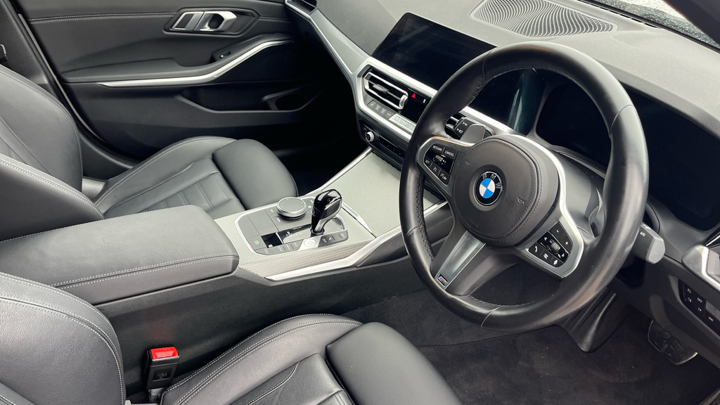 BMW 3 Series 3 Series 320I Xdrive M Sport Step AF72SWX White #6