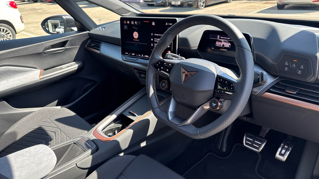 Cupra Born Born 170Kw E-boost V2 59Kwh Hatchback FN26CFG White #6