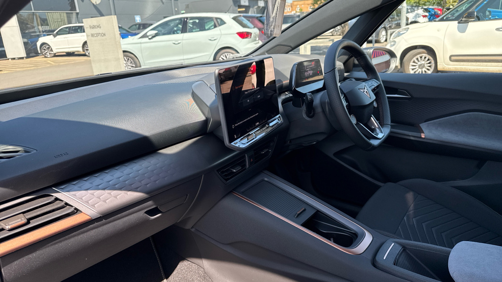 Cupra Born Born 170Kw E-boost V2 59Kwh Hatchback FN26CFG White #2