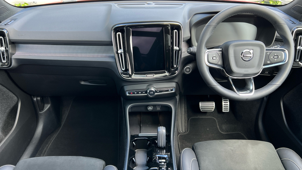Volvo XC40 Xc40 1.5 T3 163 R Design Geartronic Red #5