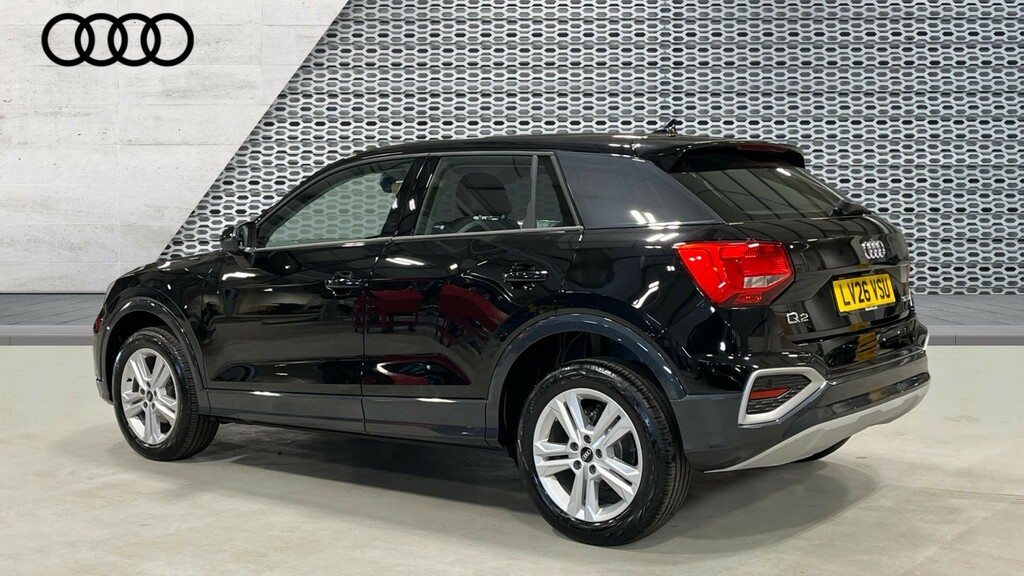 Audi Q2 Audi Q2 Sport 35 Tfsi 150 Ps S Tronic LV26VSU Black #3