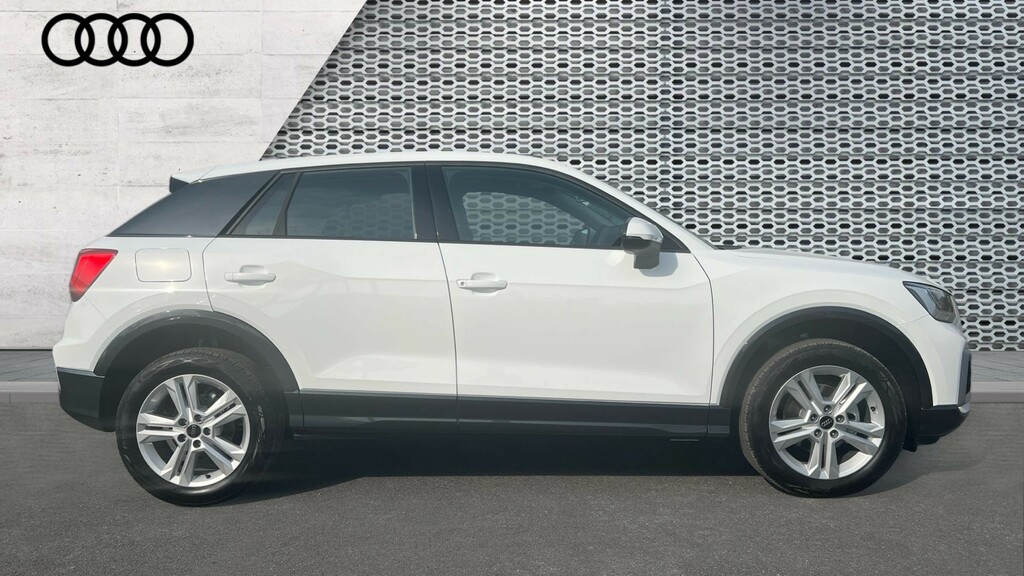 Audi Q2 Audi Q2 Estate 35 Tfsi Sport S Tronic Tech WG26XWE White #4