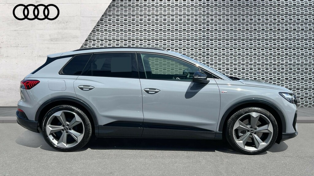 Audi Q4 E Tron Audi Q4 E-tron Estate 150Kw 40 63Kwh Black Edition WD26BNV Grey #4