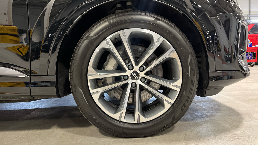 Audi Q7 Audi Q7 Suv S Line Tfsi Quattro 340 Ps Tiptronic Black #5