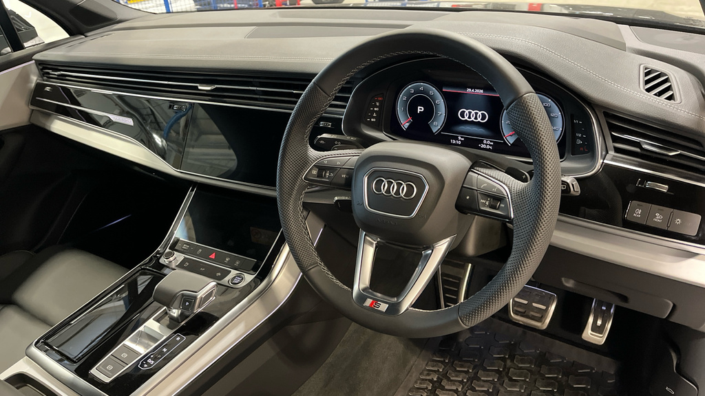 Audi Q7 Audi Q7 Suv S Line Tfsi Quattro 340 Ps Tiptronic Black #6